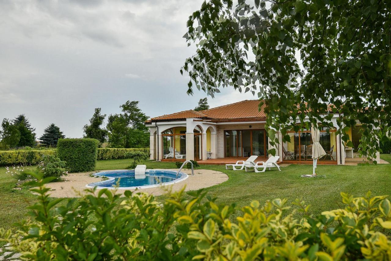 Lighthouse Golf Apart Complex&Villas Balchik Ngoại thất bức ảnh