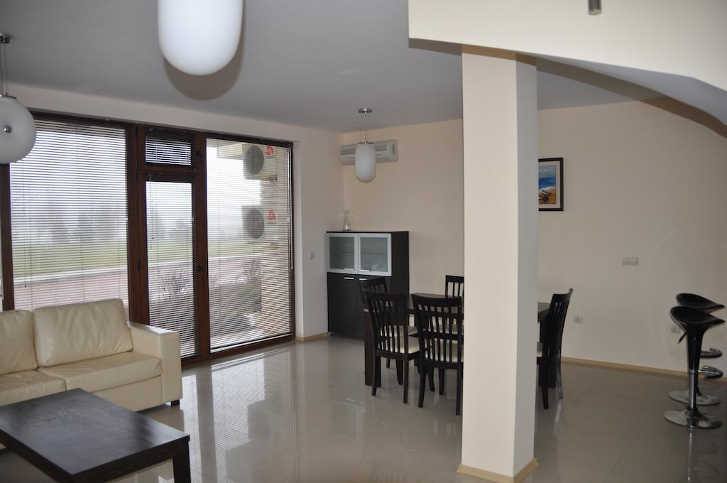 Lighthouse Golf Apart Complex&Villas Balchik Phòng bức ảnh