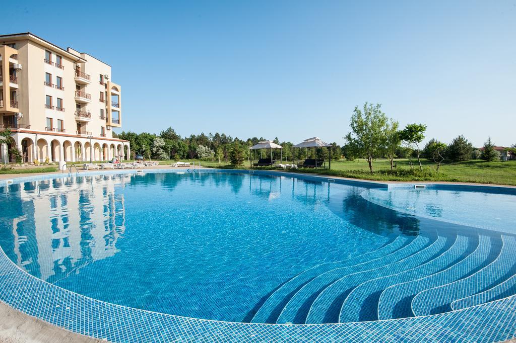 Lighthouse Golf Apart Complex&Villas Balchik Ngoại thất bức ảnh